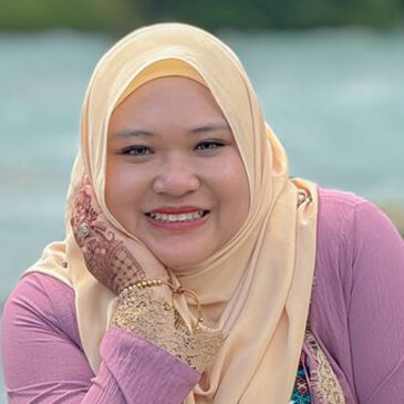 Dr Nourule Aini